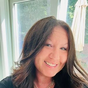 Meet your Posher, Sheri